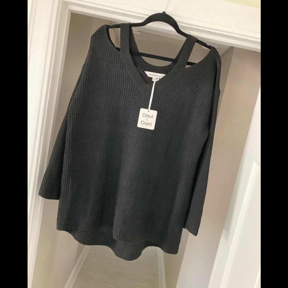 Open Cut shoulder top